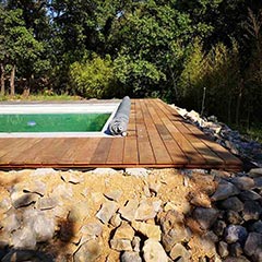 Terrasse de piscine